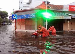 Mưa Lớn Ở Thành Phố Vĩnh Long